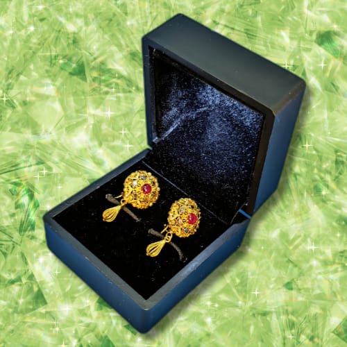 Majestic Drop – Gold-Plated Earrings with Ruby-Tone Accent